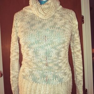 Turtle neck sweater